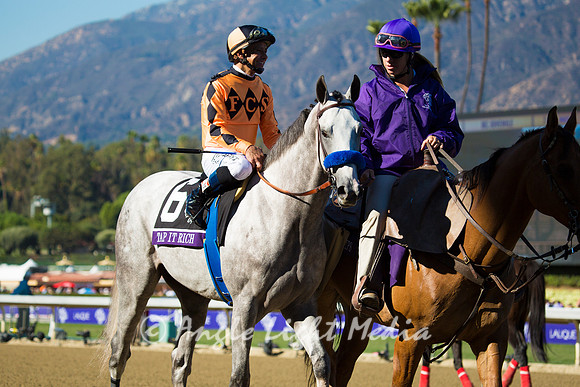 Tap It Rich in the Post Parade
